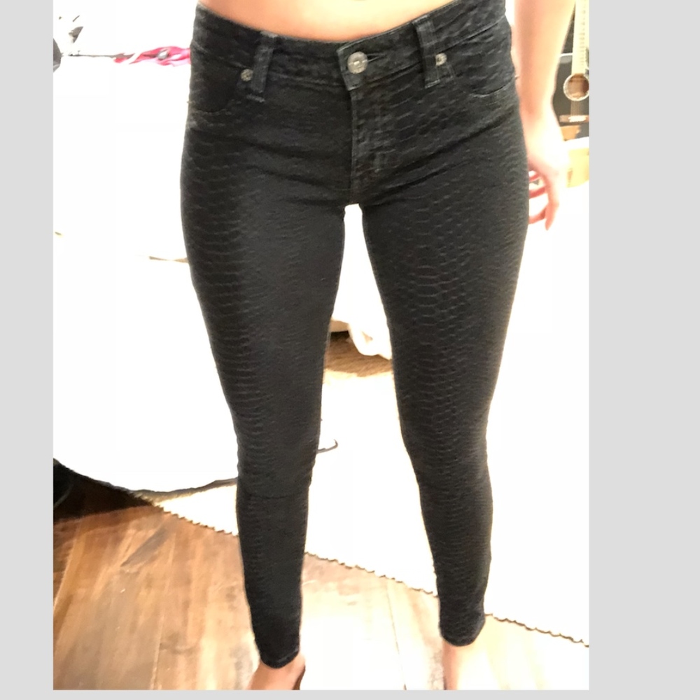 Carmar (LF) Black "Snakeskin" Skinny Jean
